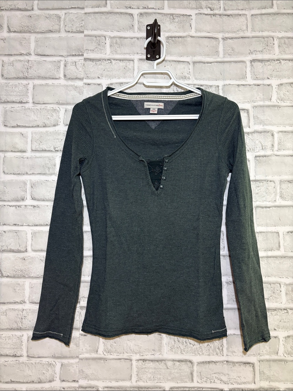 Tommy Hilfiger Denim Dark Gray Ribbed Long Sleeve Henley, medium